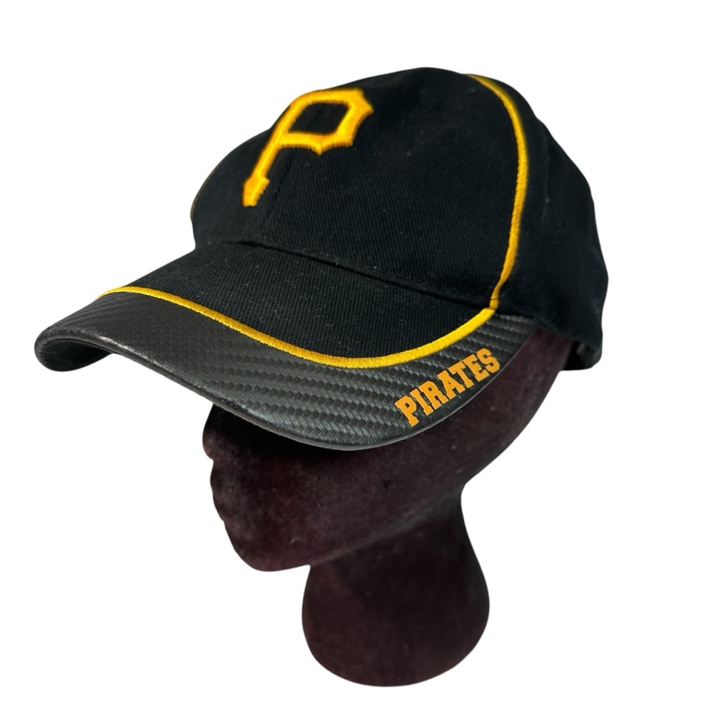 Pittsburgh Pirates Hat ~ Fan Favorite™ ~ Adjustable Strap ~ MLB Genuine Merch